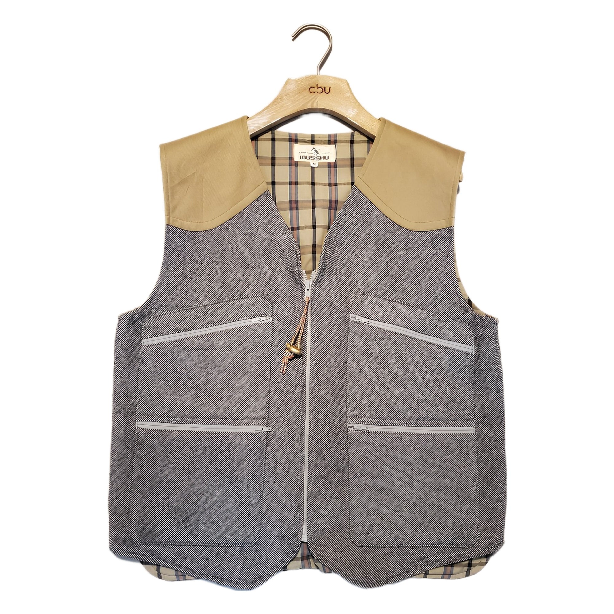 Musshu moutain wool vest